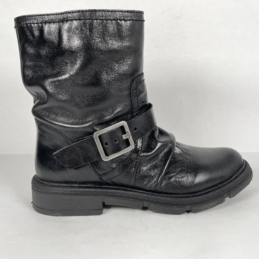 Miz Mooz Holdyn Boots Womens Size 40 US 9.5 Black Leather Shiny Ruched Zip Shoes
